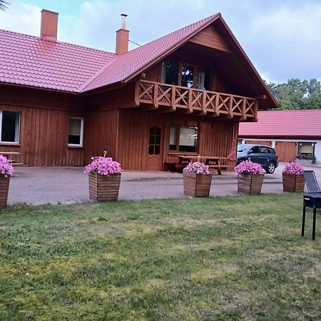 Guest House Vilcini Bernāti Eksteriør billede