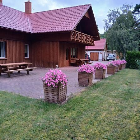Guest House Vilcini Bernāti Eksteriør billede