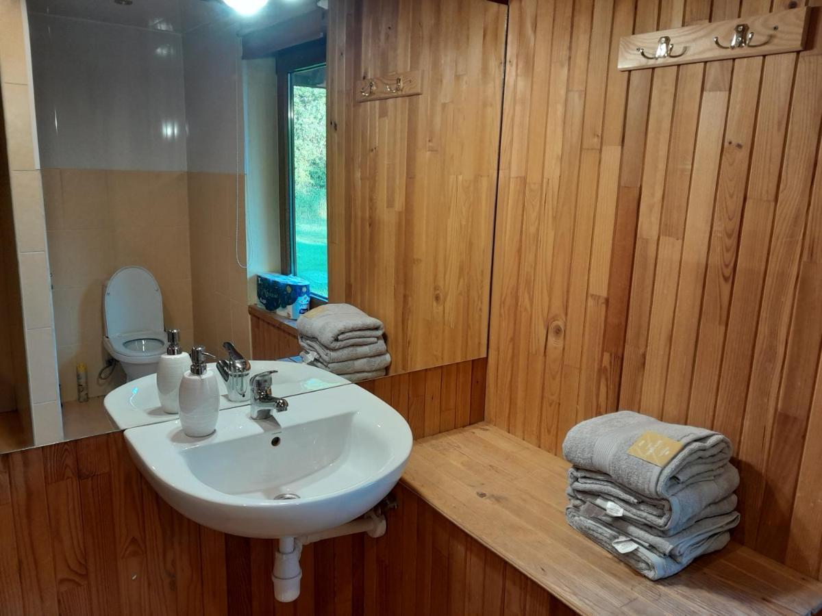 Guest House Vilcini Bernāti Eksteriør billede