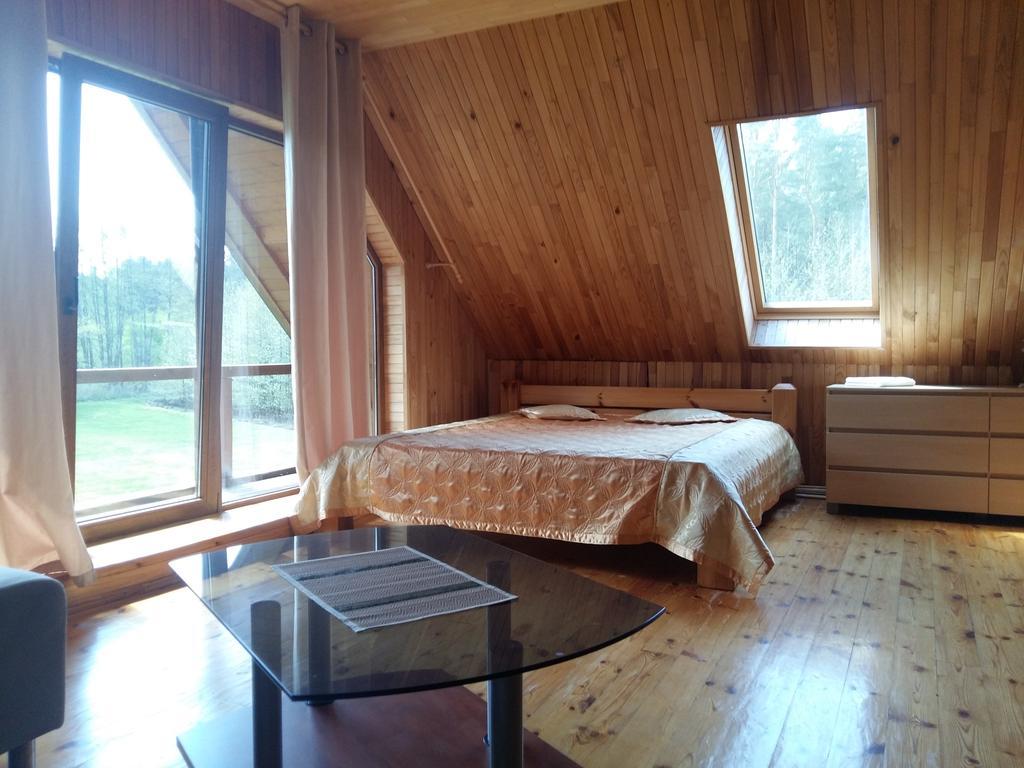Guest House Vilcini Bernāti Eksteriør billede