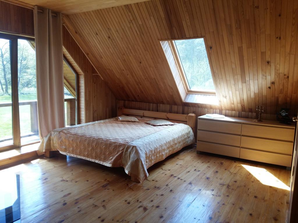 Guest House Vilcini Bernāti Eksteriør billede