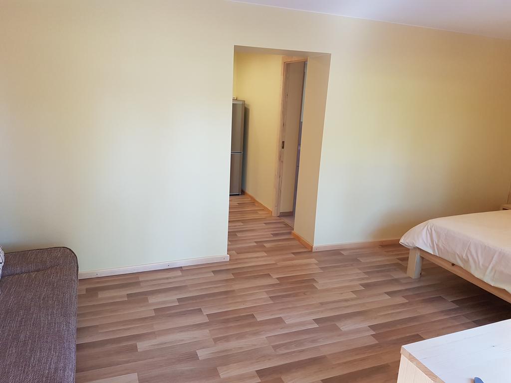 Guest House Vilcini Bernāti Eksteriør billede