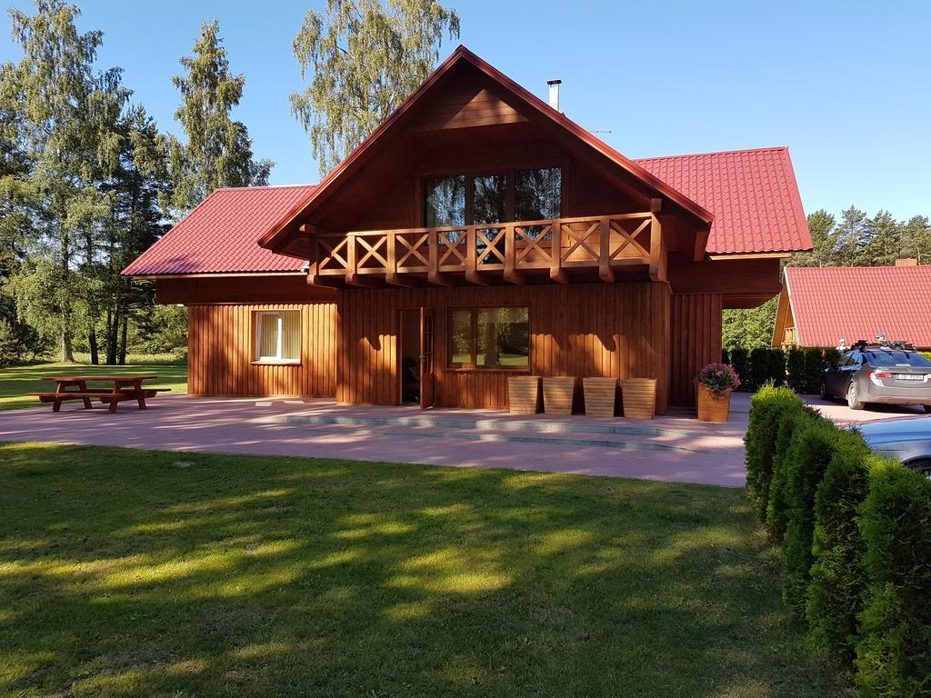 Guest House Vilcini Bernāti Eksteriør billede